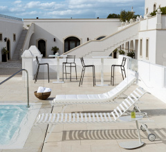 Итальянские Рестораны/Бары - Барный стол Flower high table 70x70cm фабрика Ethimo